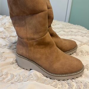 Tan Women's Wedge Boots
